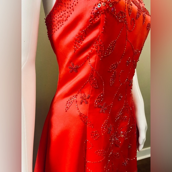 Vintage Roberta Beaded Evening Gown - Picture 6 of 15